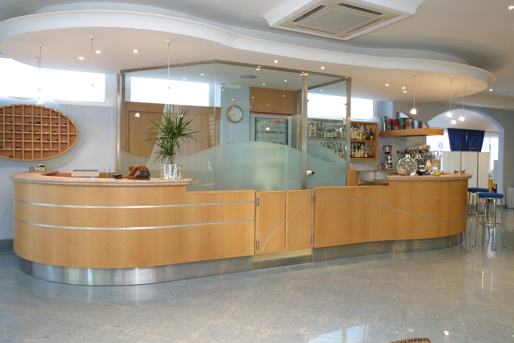 Hotel Monti Rimini Buitenkant foto